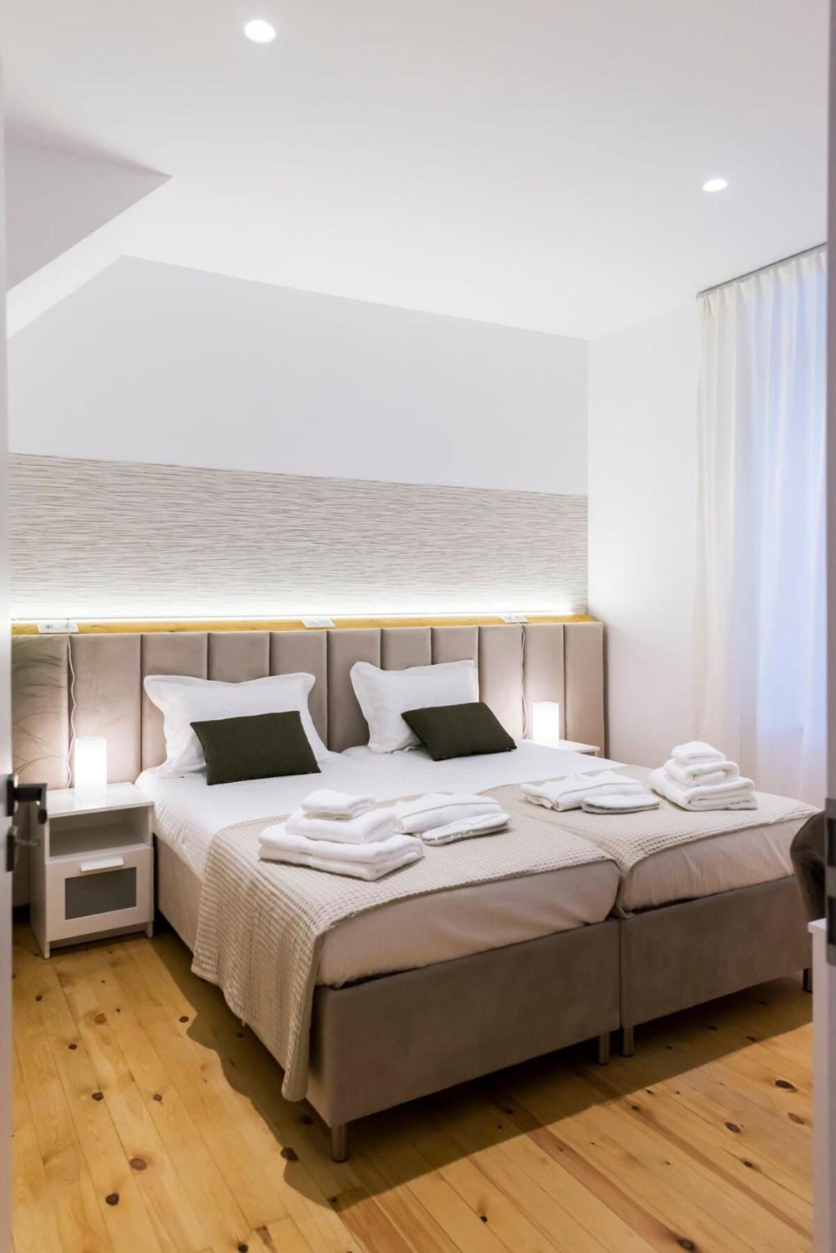 Aigli Seafront Loft-bespoke Design Gem * Kalamata
