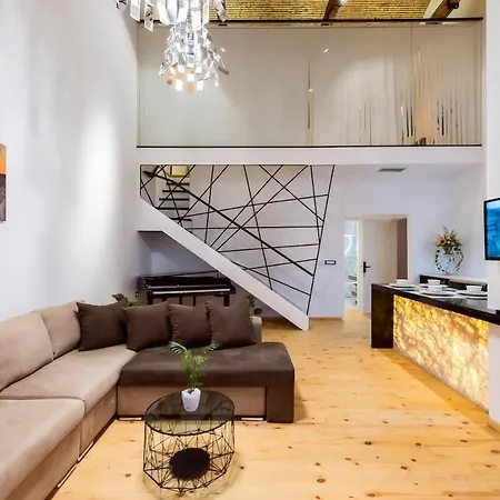 Willa Aigli Seafront Loft-Bespoke Design Gem Kalamata Zewnętrze zdjęcie
